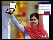 Malala Yousafzai signed 8x10 photograph Pakistani 2014 Nobel Peach Prize picture