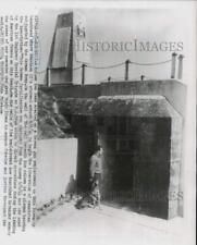 1944 Press Photo Memorial on a German gun emplacement on the Normandy beachhead picture