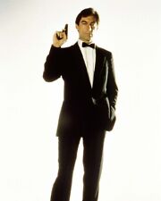 Timothy Dalton suave in tuxedo holds up gun as Bond Living Daylights 4x6 photo picture