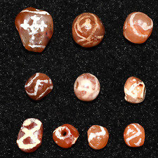 10 Large Ancient Etched Carnelian Beads with Rare Pattern in Very Good Condition picture