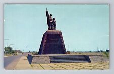 Nuevo Laredo-Tamaulipas, Monument To Founders, Antique, Vintage c1963 Postcard picture