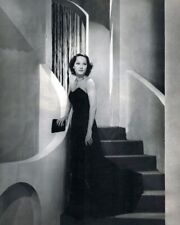 Merle Oberon exudes glamour classic 1930's full body pose 8x10 inch photo picture