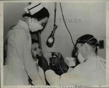 1937 Press Photo Toronto Doctors Fight Increase in Infantile Paralysis picture