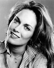Catherine Bach smiling as Daisy Duke in check shirt Dukes of Hazzard 5x7 photo picture