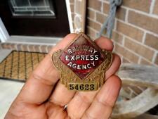 vintage RAILWAY EXPRESS AGENCY REA Company/Employee ENAMEL Hat Badge picture