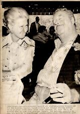 LD240 1974 Wire Photo JACKIE GLEASON AND MARILYN TAYLOR Fiance Miami Florida picture