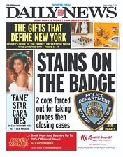 NEW YORK DAILY NEWS NEWSPAPER  STAINS ON THE BADGE   MIKE'D UP       11/27/22 picture