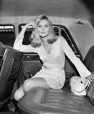 Iconic Actress CAROL LYNLEY Classic Picture Poster Photo Print 8.5x11 picture