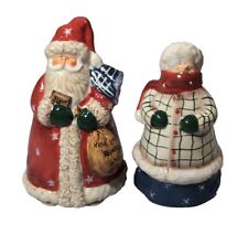Noble Excellence Santa & Mrs. Clause Salt & Pepper Figurine Shaker Xmas Decor picture