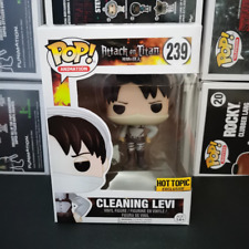figurine Pop Attack On Titan Animation #239 Cleaning Levi Hot Topic w/Protector picture