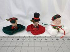Christmas Carolers Head Bust Figure Lot 3-4 Inch picture