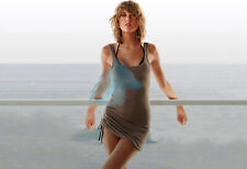 Taylor Swift Relaxing Hanging Out on Balcany Poster Size picture