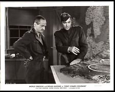 CARL ESMOND + BRIAN AHERNE IN FIRTS COMES COURAGE (1943) ORIG VINTAG PHOTO E 26 picture