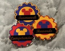 WDW Disney Mickey Mouse Teamwork Rewards ClockWork Achievement Cast Pin 1999 picture