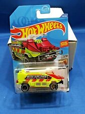 Hot Wheels Runway Res-Q HW Metro Series #7/10 Green Diecast 1:64 Scale Must See picture