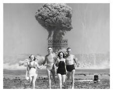 TWO ROMANTIC COUPLES IN FRONT OF NUCLEAR ATOMIC BOMB TEST 8X10 PHOTO picture