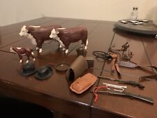 BREYER TRADITIONAL HEREFORD BULL, COW, CALF AND ACCESSORIES picture