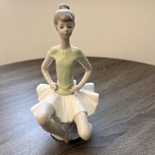 Vintage Lladro Laura Figurine Sitting Ballerina Porcelain 1978 Spain Retired picture