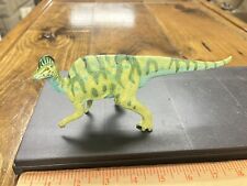 Carnegie Collection dinosaur model Corythosaurus picture