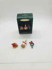 Merry Grinch-mas Hallmark mini ornament set 1999 picture