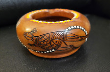 Vintage Australian souvenir wooden ashtray with kangaroo motif picture
