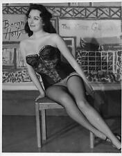 1950s 60s Burlesque Photo Los Angeles Pin Up Dancer DORIS GOLKE bustiere Girlie picture