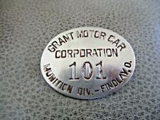 WWI GRANT MOTOR CAR CORPORATION MUNITION DIV.-FINDLAY, OHIO BADGE #101 (LOW #) picture