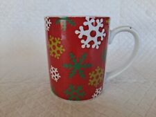 12 Ounce Christmas Mug, White & Green Snowflakes on Red Background picture