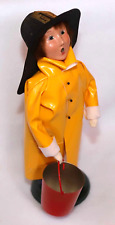 BYERS CHOICE CAROLER FIREMAN BOY WITH PAIL ACCESSORY 2016 picture