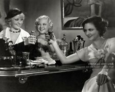 1930s Pretty Ladies Drinking Photo - June Knight, Mary Carlisle, Dorothy Burgess picture