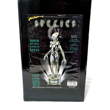 1997 Horizon Species 38901 SIL Statue Collectors Limited Edition 12 In 409/3000 picture