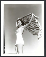HOLLYWOOD AVA GARDNER ACTRESS SEXY LEGS VINTAGE DBLWT ORIGINAL PHOTO picture
