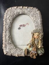 Popular Imports Vintage 2000 3D Resin Faux lace  5x4''  Picture Frame. picture