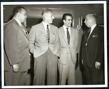 CUBAN POLITICIAN MILLO OCHOA & OTHERS MEET IN NY 1950s OSVALDO SALAS Photo Y 202 picture