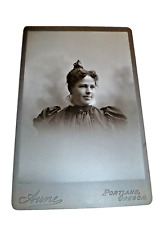 ANTIQUE PHOTOGRAPH Cabinet Photo AUNE Portland OR Young Lady 6x4