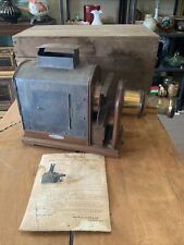 VINTAGE ANTIQUE THE M.C. LILLEY & CO MAGIC LANTERN SLIDE PROJECTOR W/ CRATE picture