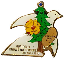 Lion's Inter. District MD-19 Northwest USA Atlanta Convention 1982 Lapel Pin picture
