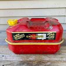 Vintage Explosafe Metal Gas Can Model EMC-2 Petrol 10 Liters Red picture
