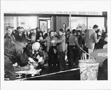 Bad Lieutenant 1992 original 8x10 photo Harvey Keitel at crime scene picture