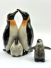 NORTHERN ROSE Fine Porcelain Figurine KING PENGUIN FAMILY Little Chick picture