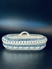 Antique Davenport razor / toothbrush dish with lid, blue & white Flower picture