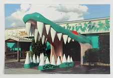 Entrance to Gatorland Attraction Postcard 2002 Unposted picture