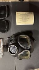 US Military M40 Gas Mask, Size MEDIUM/LARGE, w/ Carrying Case picture