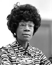 SHIRLEY CHISHOLM ANNOUNCES CANDIDACY 1972 PRESIDENTIAL NOM.- 8X10 PHOTO (FB-499) picture