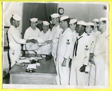 1950 Chicago Naval Reservists Called to Active Duty Original 8x10 Press Photo picture