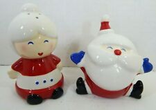 Santa and Mrs Claus Salt and Pepper Shaker Set picture
