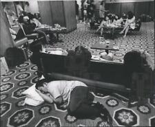 1970 Press Photo Rooms People Palmer House Floor picture