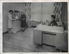 1956 Press Photo Dorothy Dean's Cooking Dept at Spokesman Review - spa79406 picture