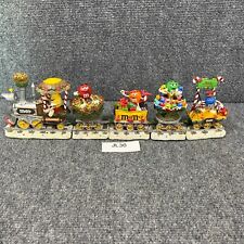 M&M's Danbury Mint The M&M's Christmas Train Merry Metro 5 Pieces Holiday VGC picture