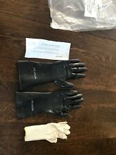 AIR BOSS DEFENSE GLOVES NBC large-narrow MADE IN CANADA.NOS picture